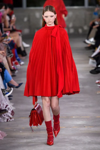 Look 8
